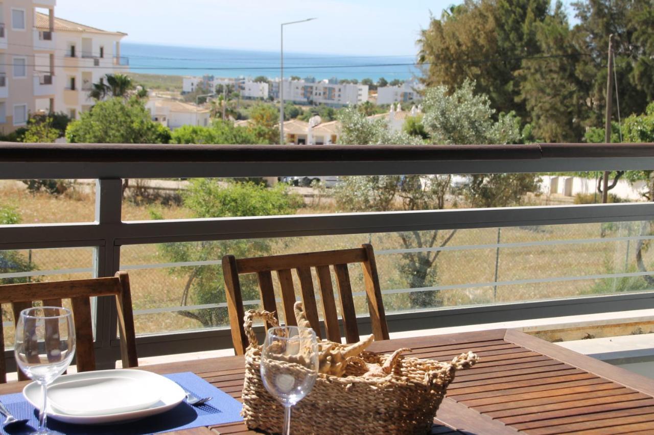 Sea View Apartment Near Meia Praia Beach In Lagos! エクステリア 写真